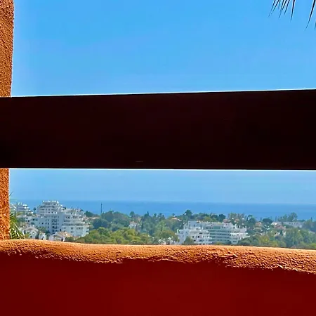 アパート Views Golf Btw Benahavis Marbella & エステポナ